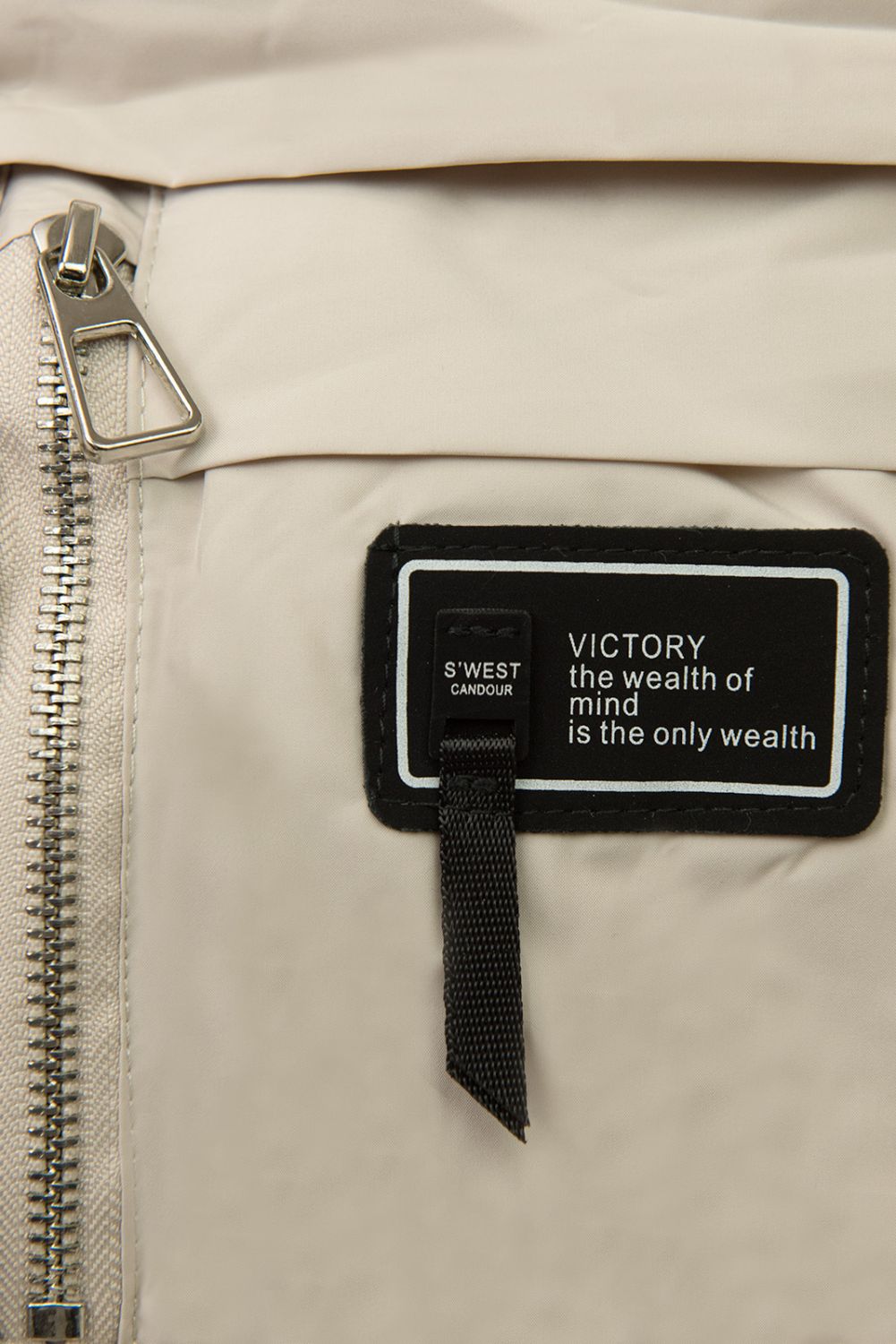 Ecru zimní bunda s páskem