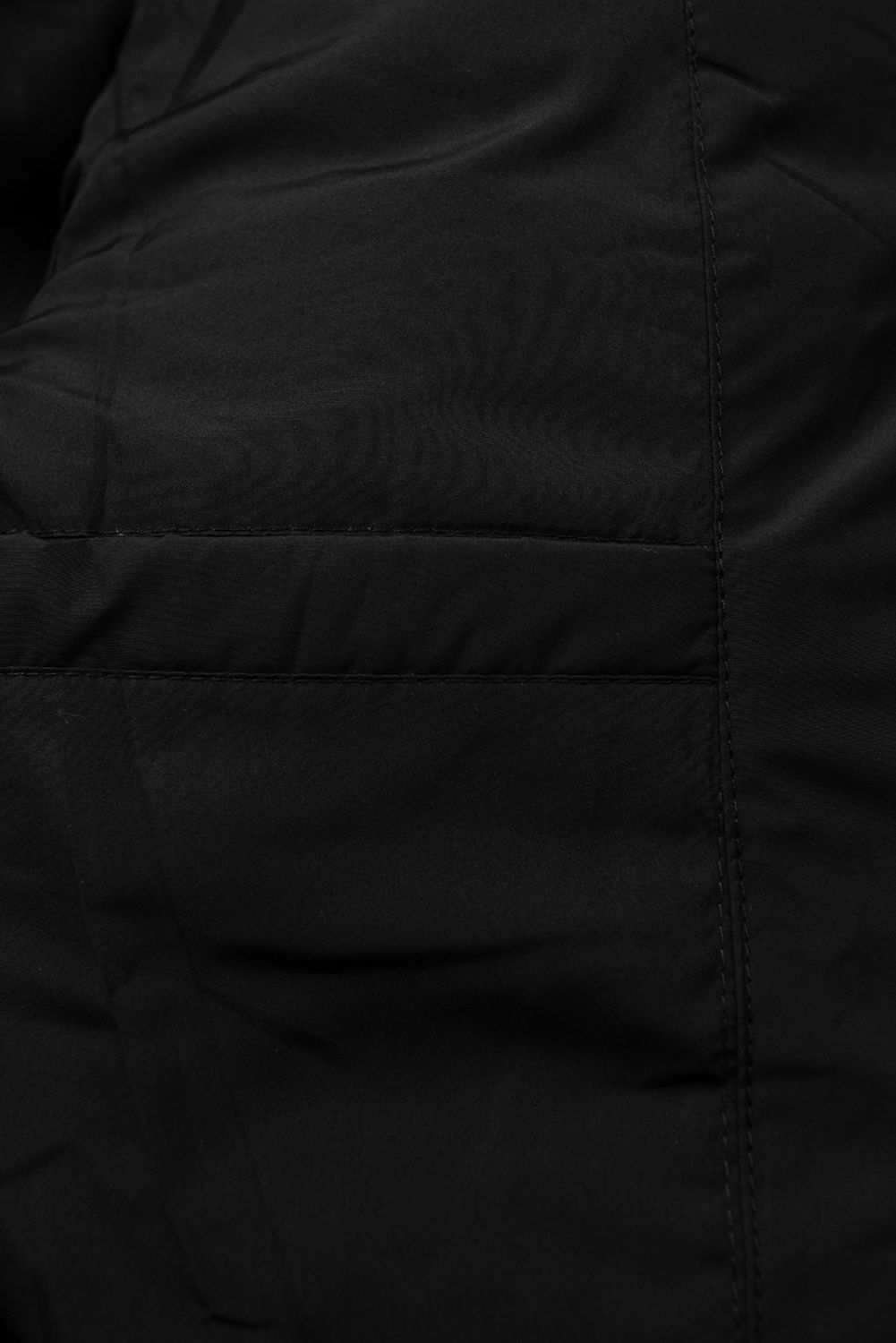 Černá zimní bunda s páskem