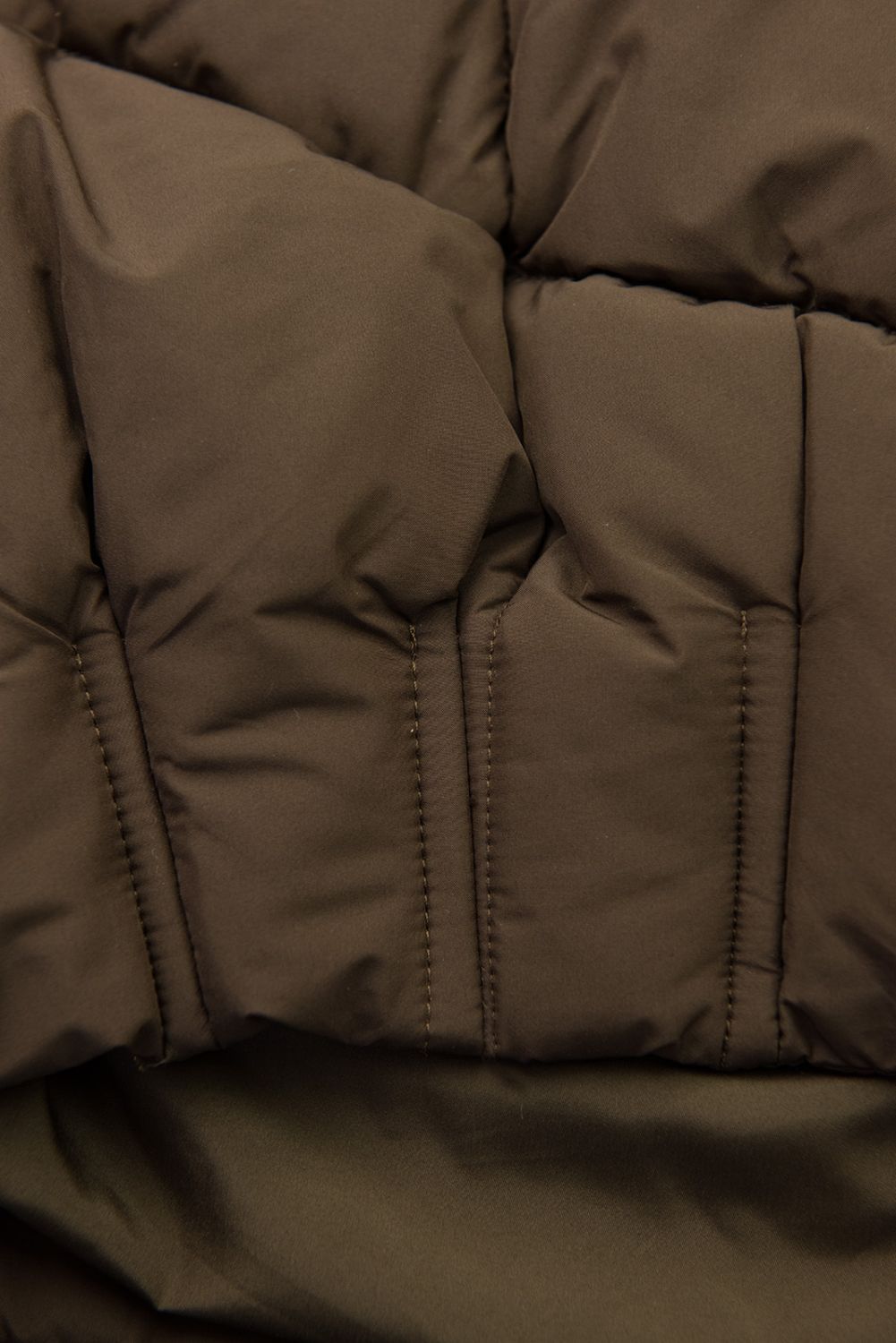 Čokoládově hnědá zimní bunda s kožešinou