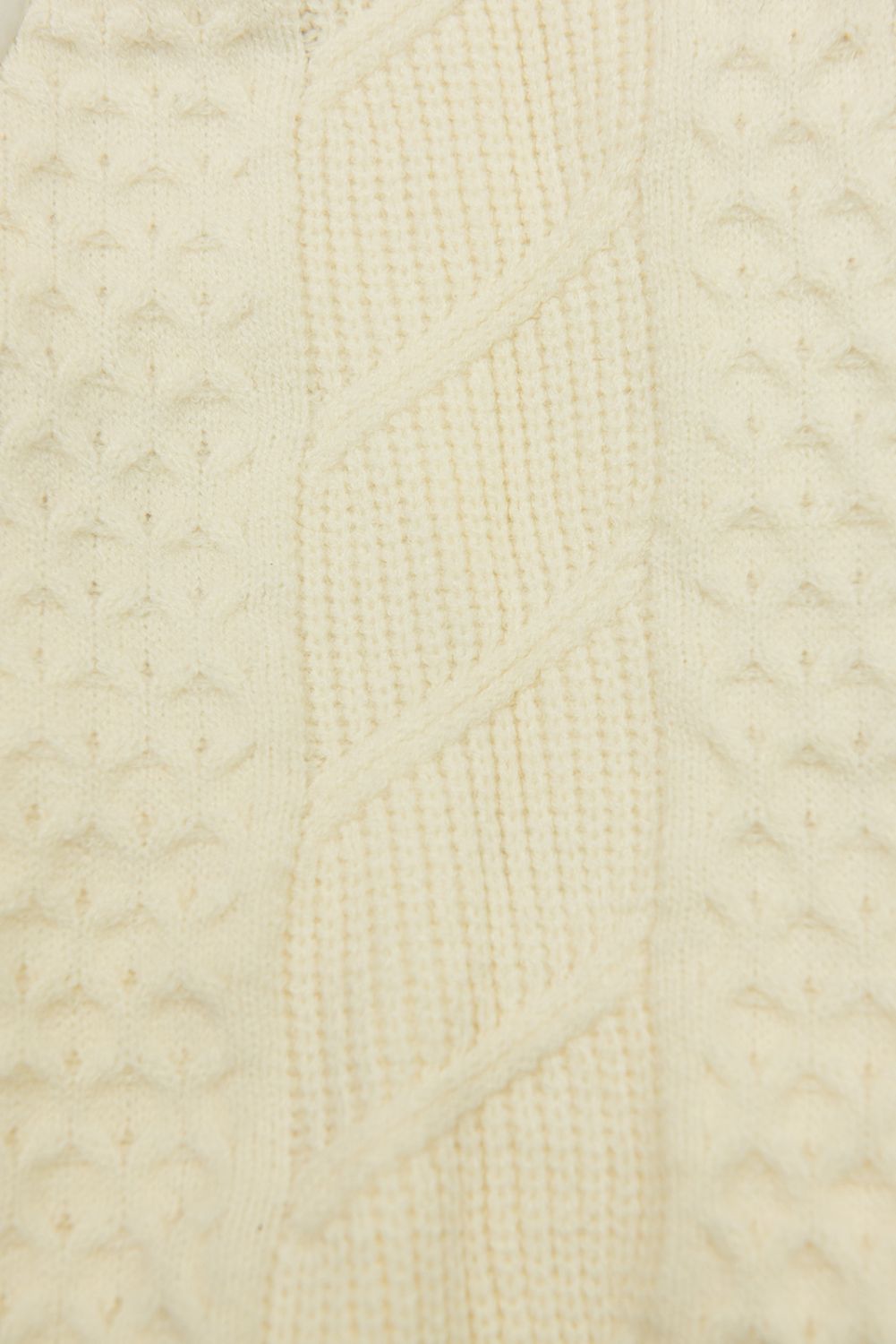 Ecru přechodná bunda s pletenými rukávy