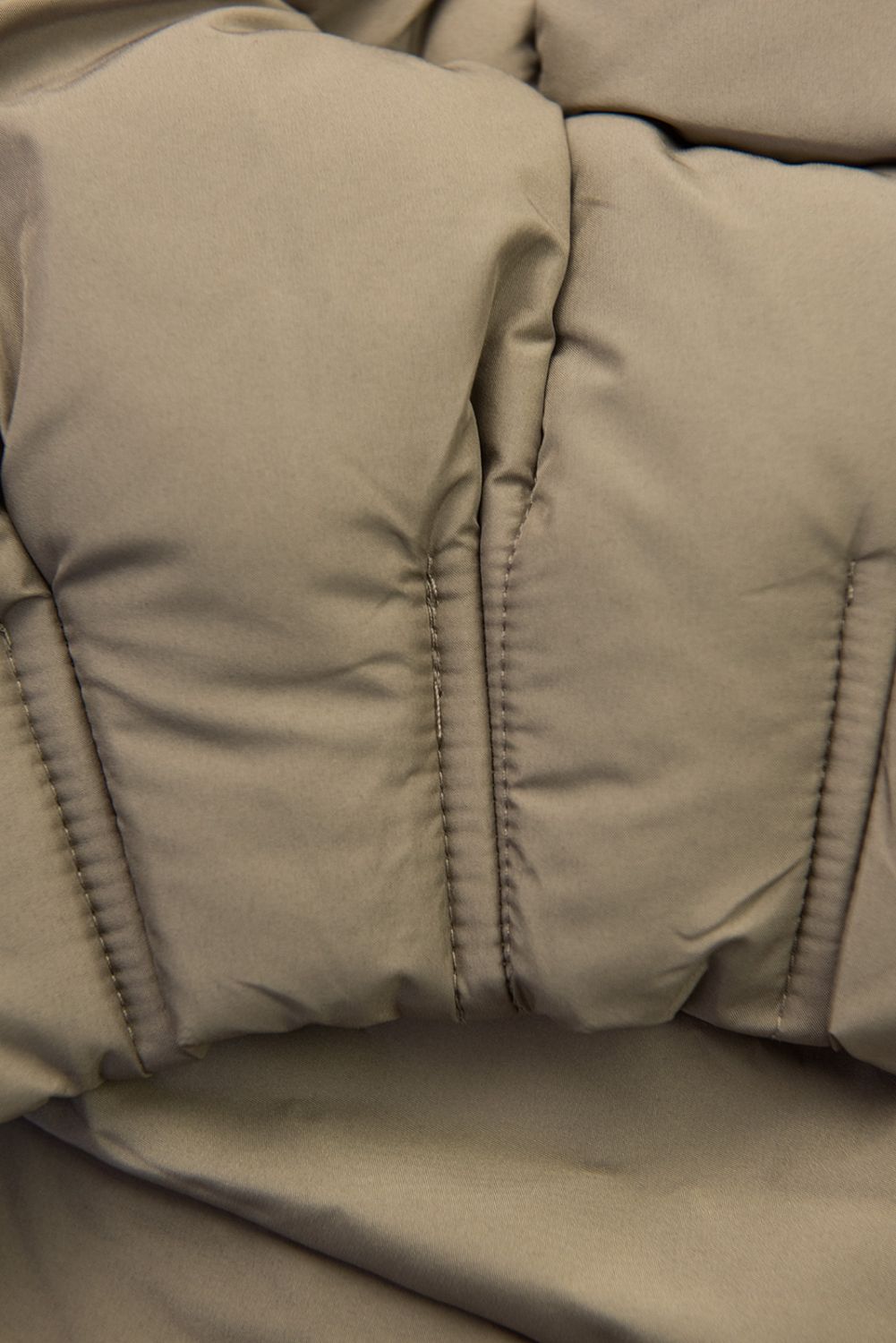 Hnědá zimní bunda s kožešinou