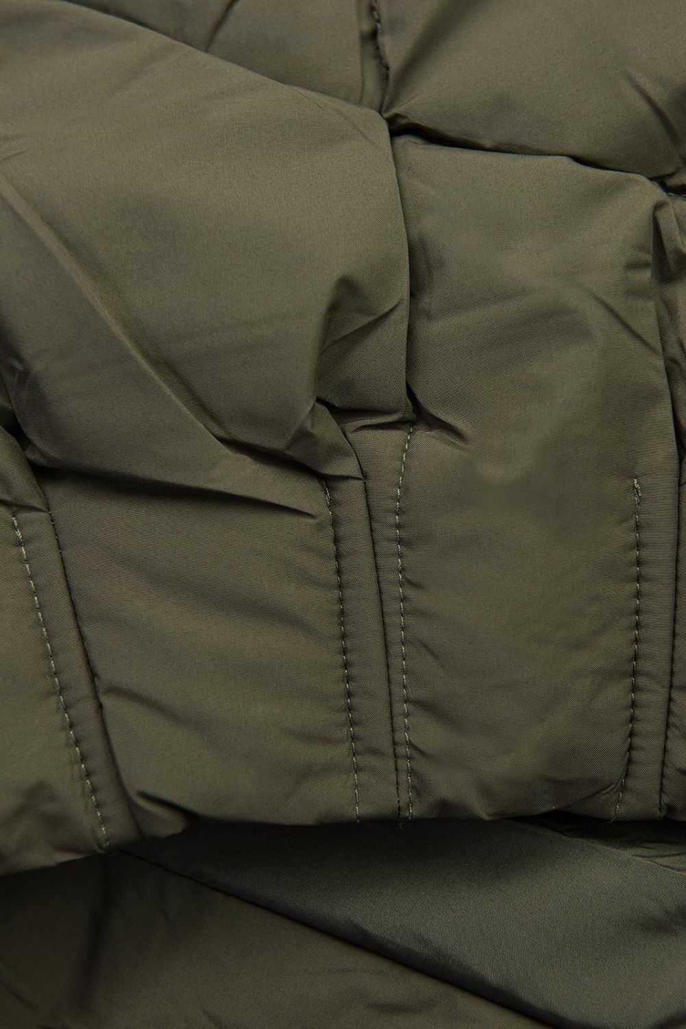 Khaki zimní bunda s kožešinou