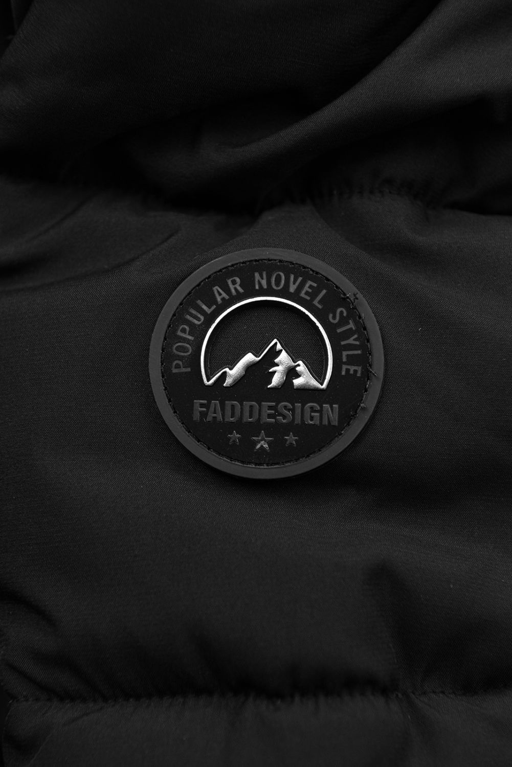 Černá zimní bunda s kapucí SNOW