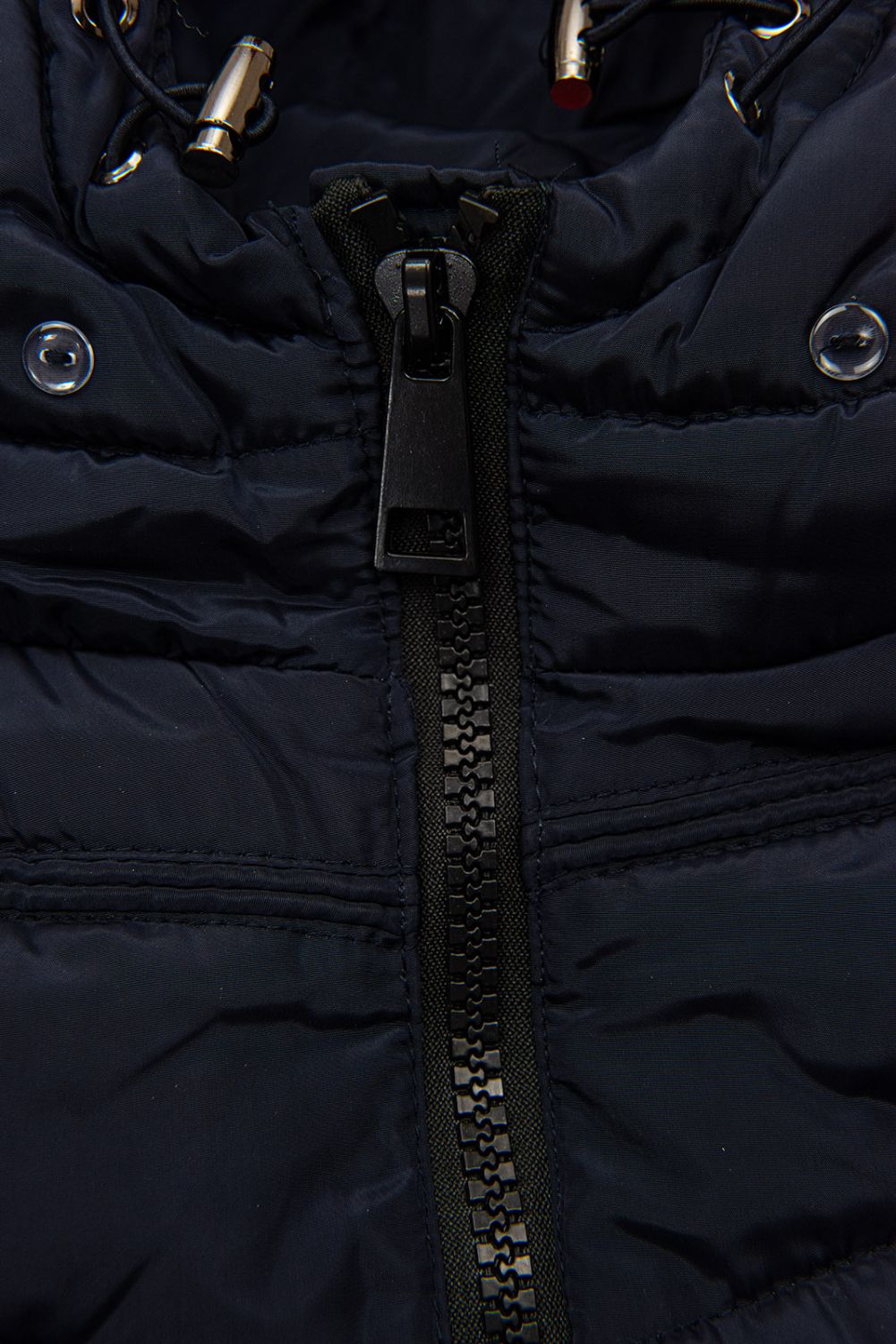 Námořnická modrá zimní bunda s odnímatelnou kožešinou