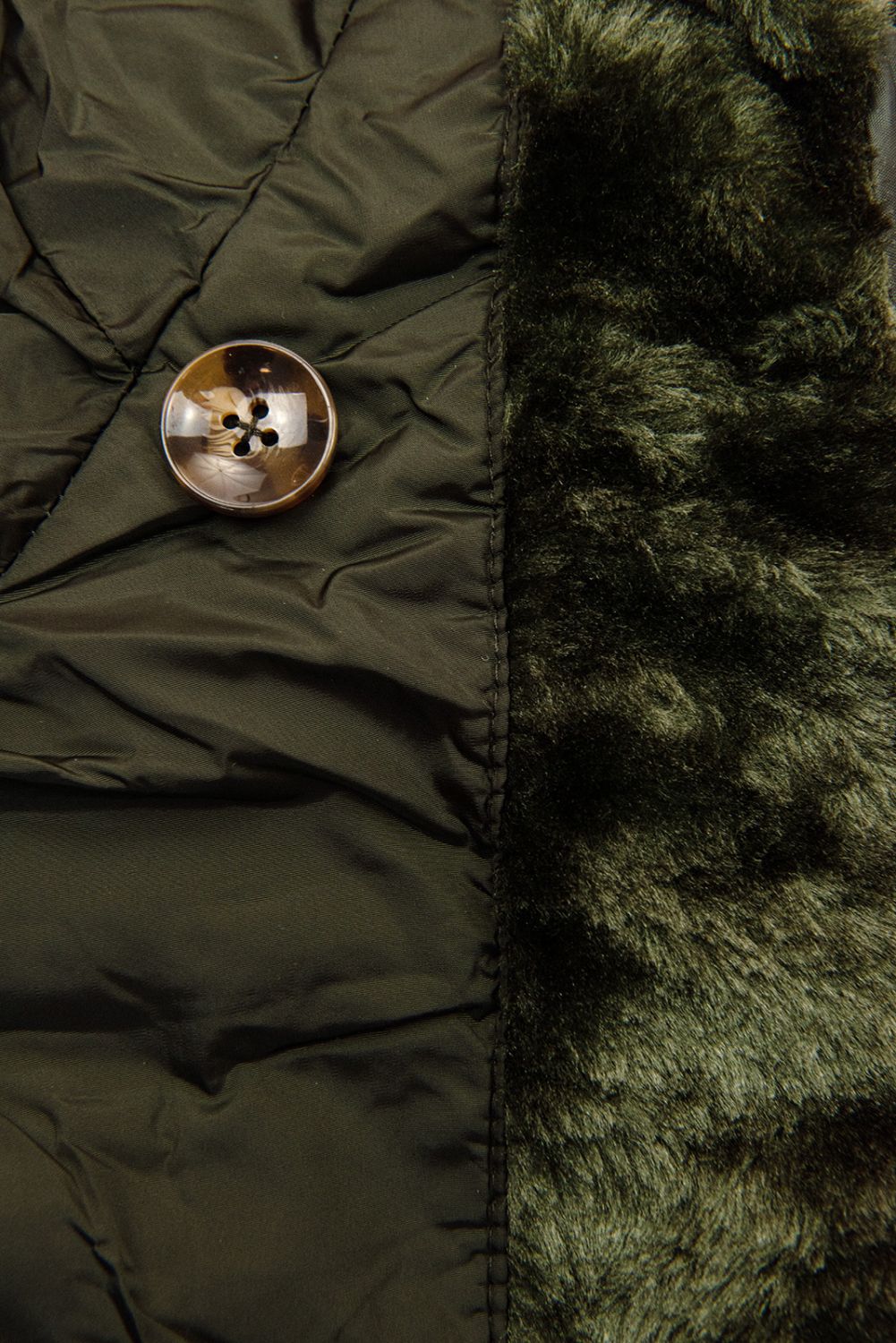 Khaki prošívaná zimní bunda s vysokým límcem