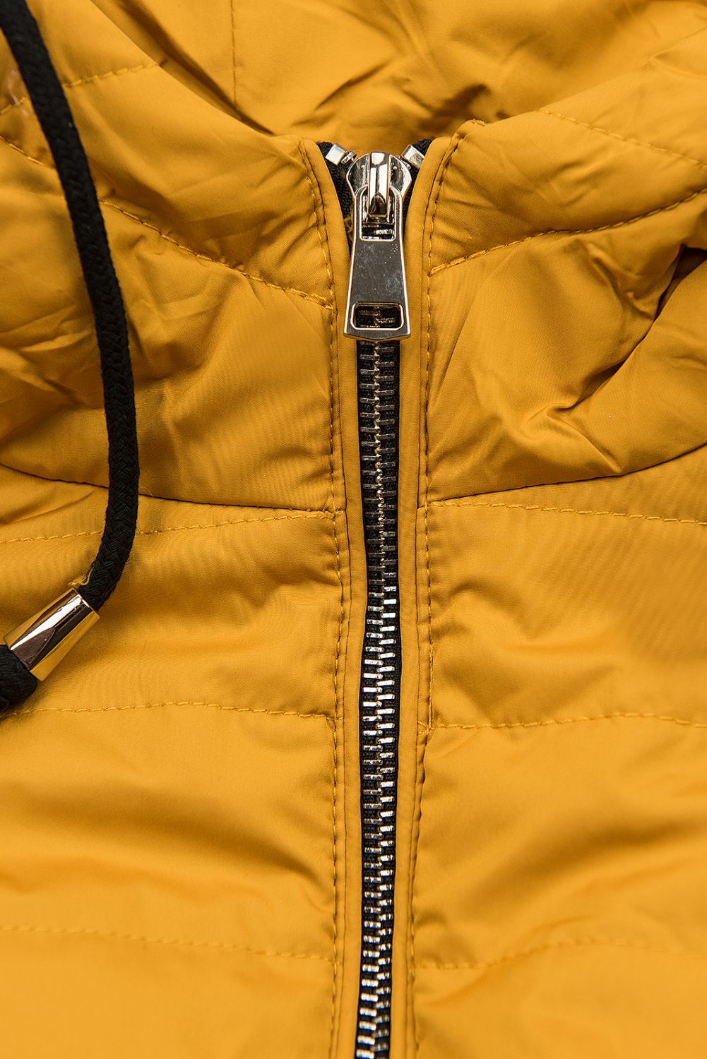 Hořčicově žlutá prošívaná lehká bunda