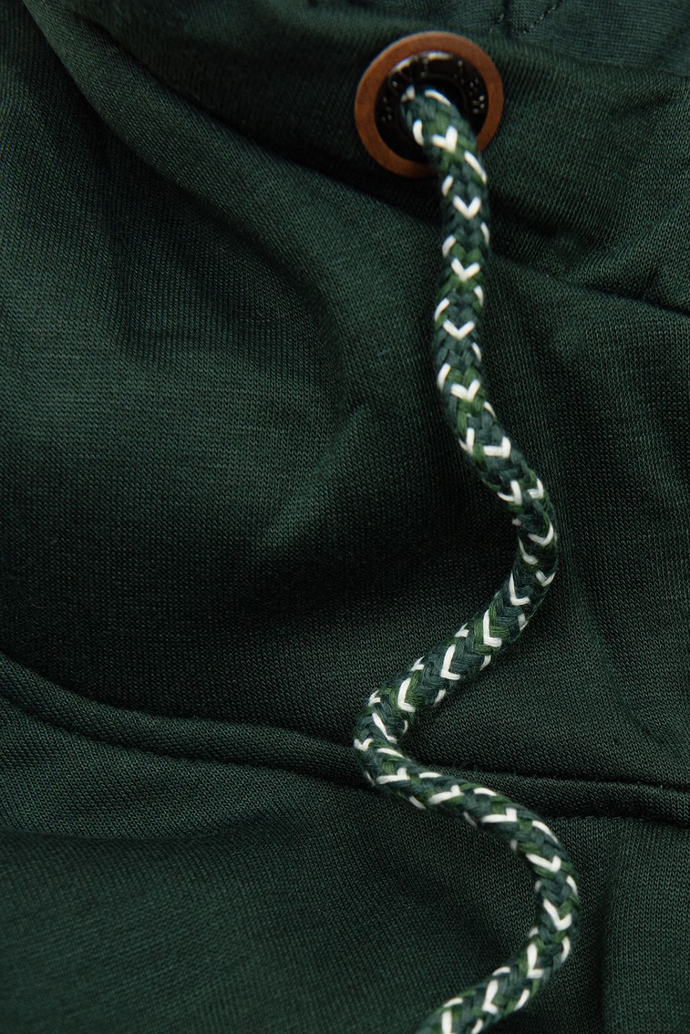 Smaragdově zelená mikina s prošívanou kapucí