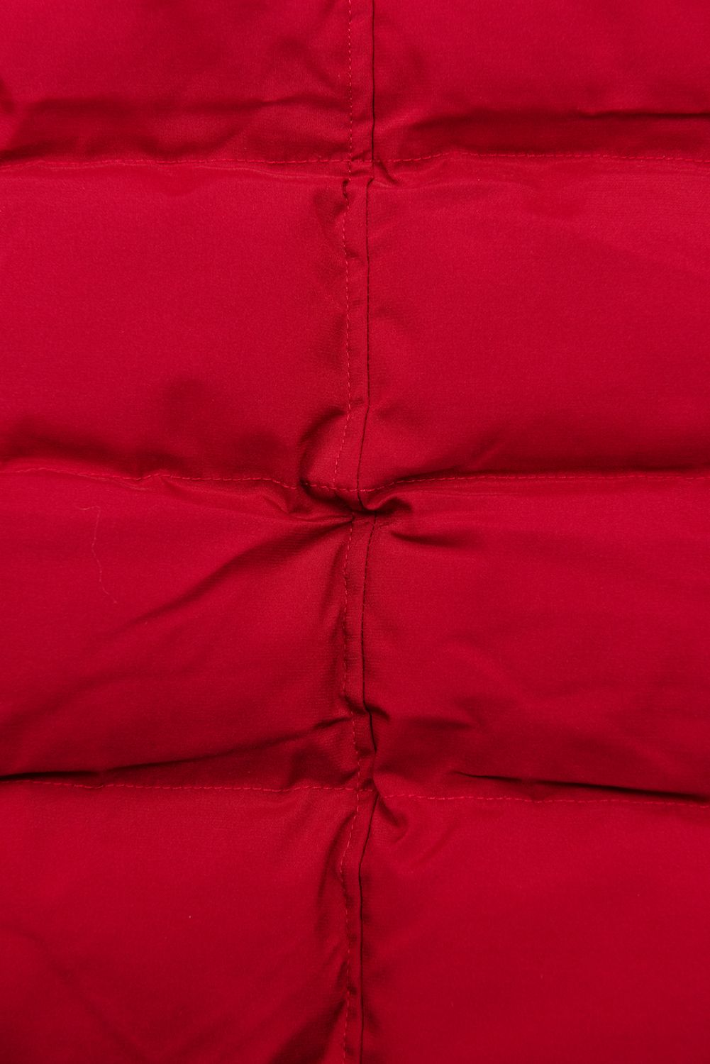 Červená zimní bunda se stahováním v pase