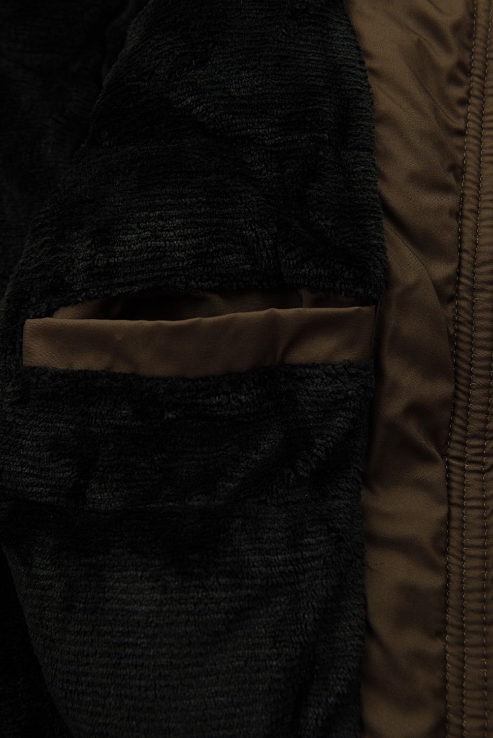 Chlapecká zimní bunda černá/khaki