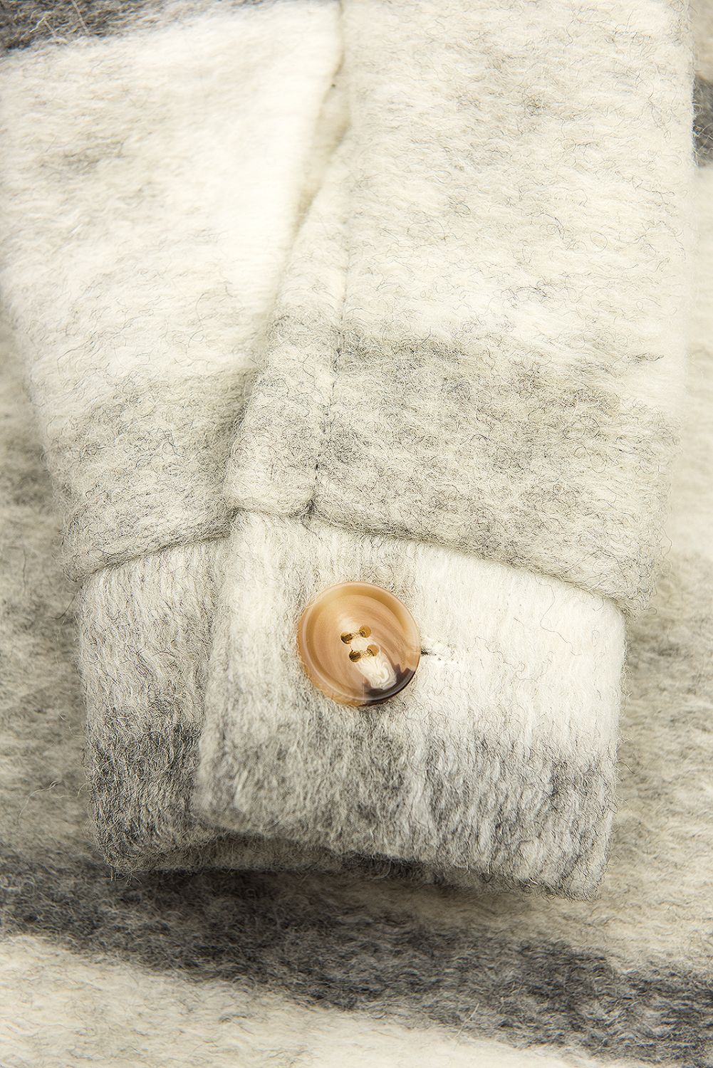 Šedo-bílá košilová bunda