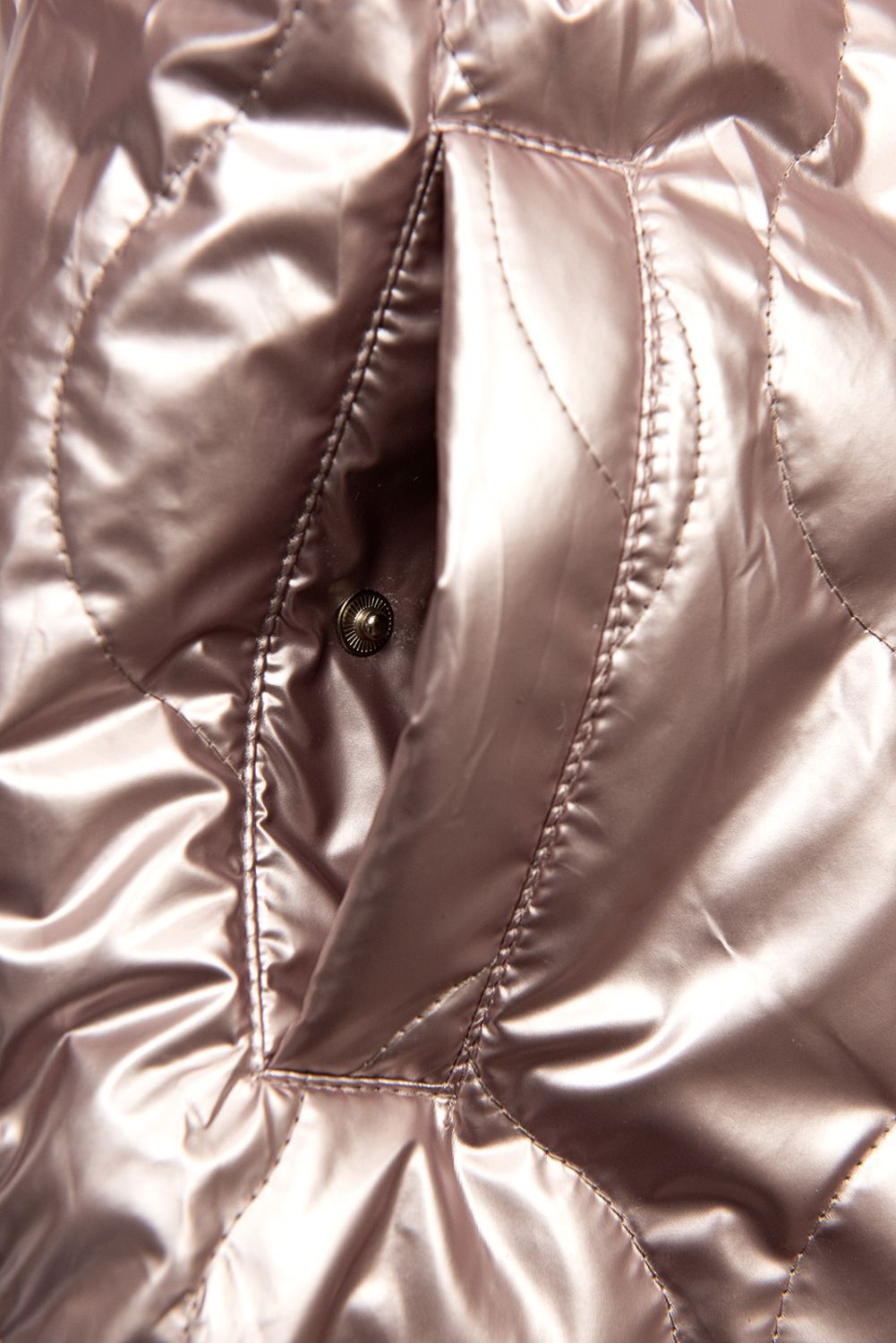 Růžová lesklá bunda s kapucí