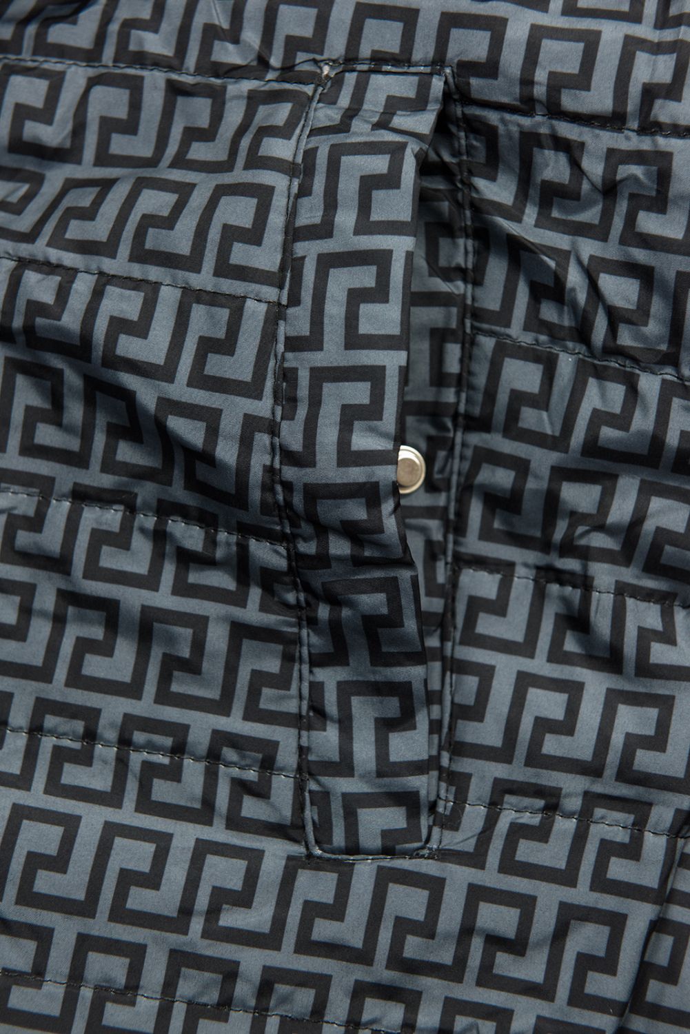 Tmavě modrá/šedá prošívaná oboustranná bunda