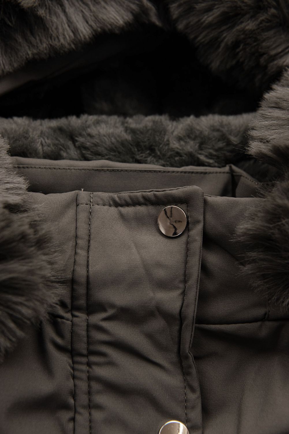 Khaki dětská parka s kožešinou