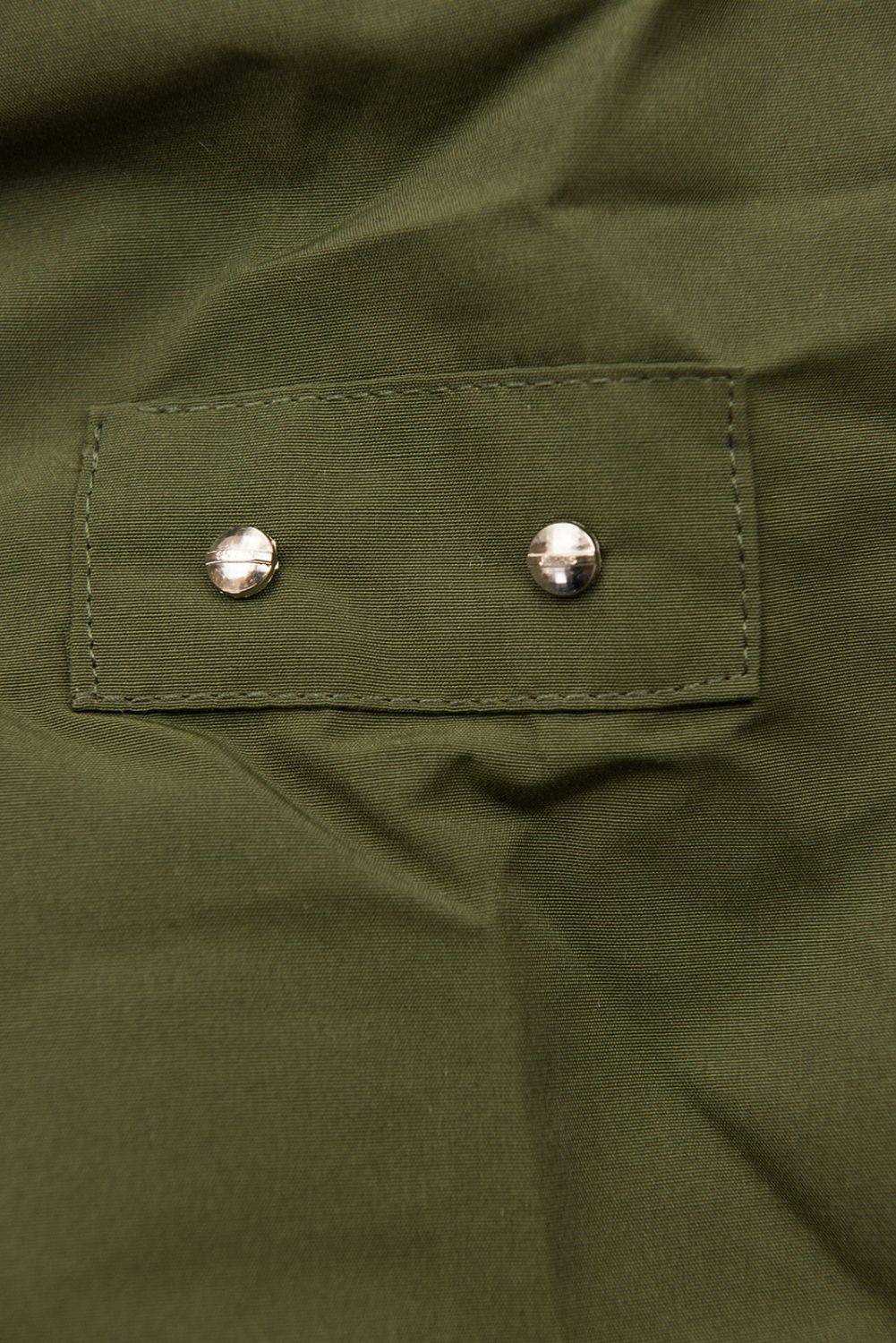 Khaki zimní bunda s hnědou kožešinou