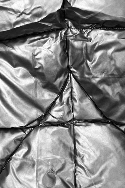 Černo-stříbrná oboustranná zimní bunda