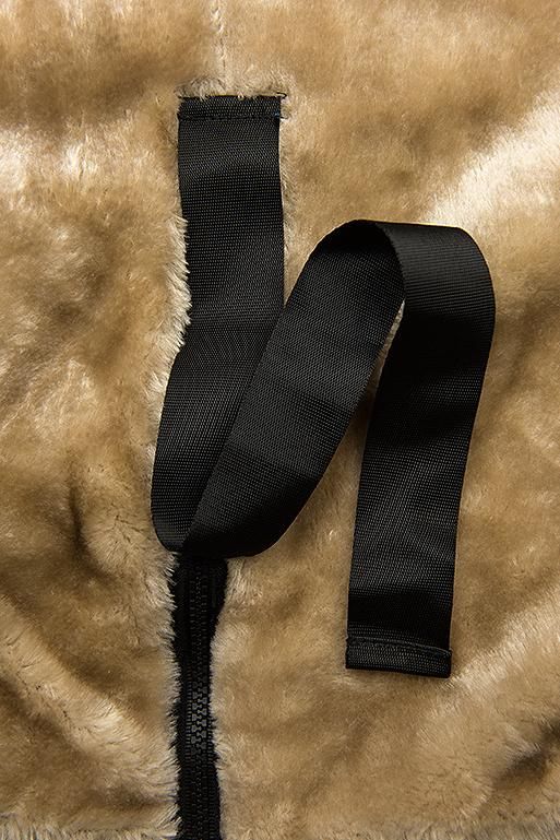 Černá zimní bunda s vysokým límcem