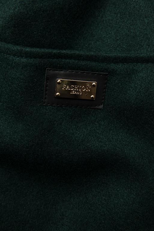 Zelený kabát s kapucí