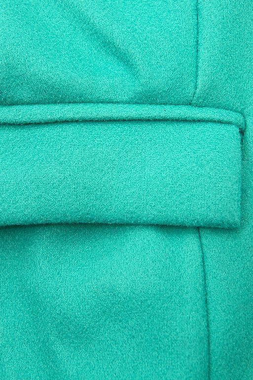 Elegantní podzimní kabát zelený