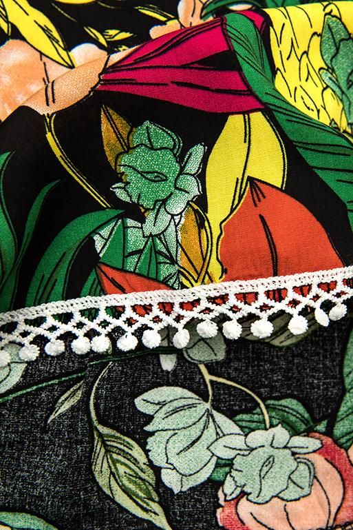 Květinové šortky s krajkou zelené