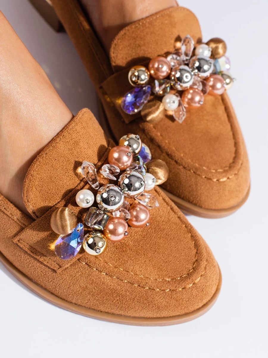 Mokasíny s krystalky v camel barvě