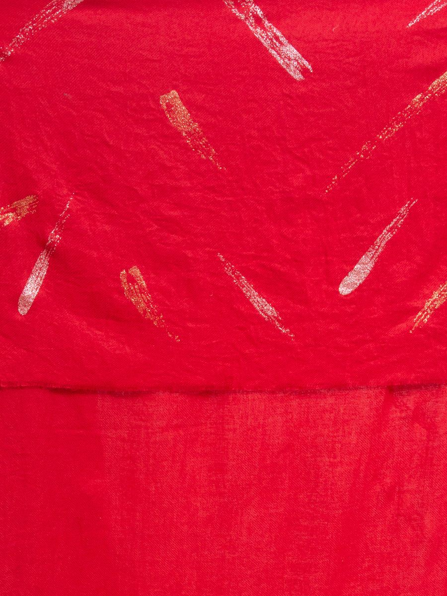 Červená textilní šála