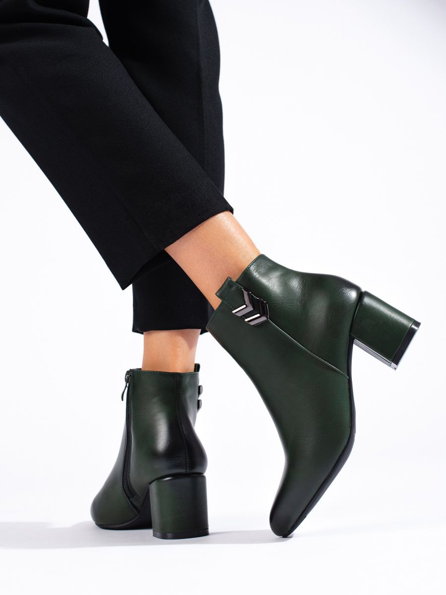 Klasické elegantní nízké holínky tmavě zelené