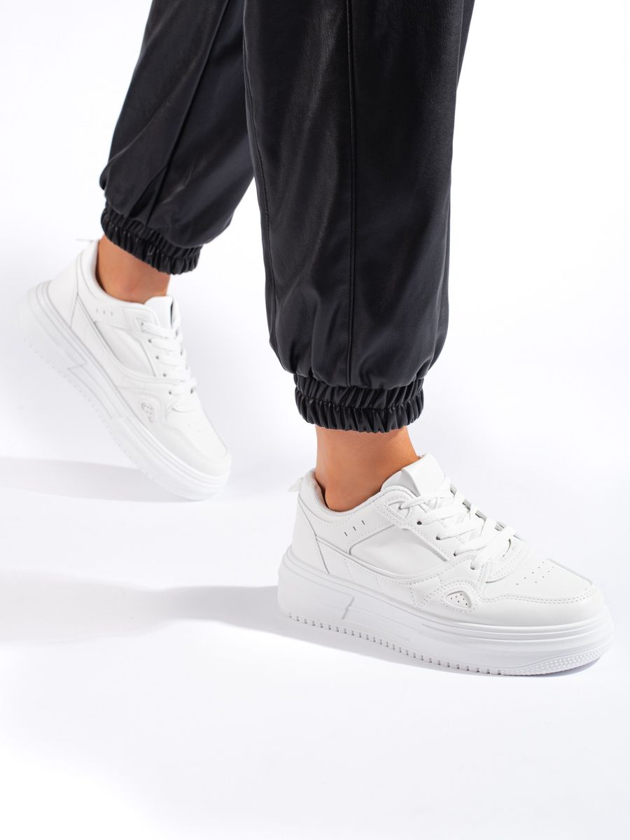 Bílé dámské sportovní tenisky