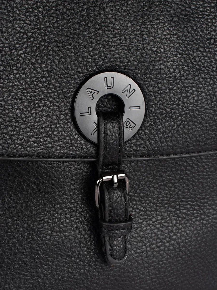 Klasický černý dámský batoh