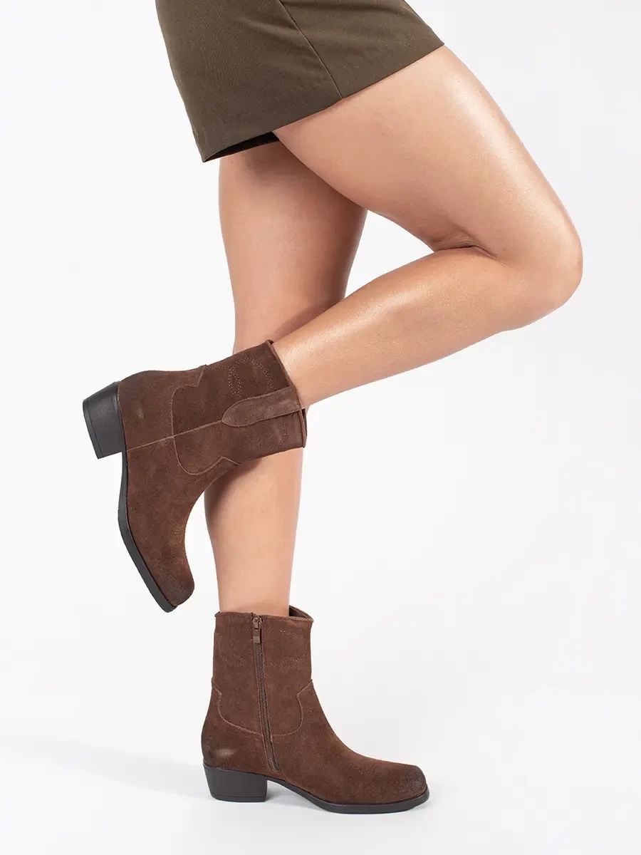 Hnědé kožené kotníkové kozačky Sergio Leone