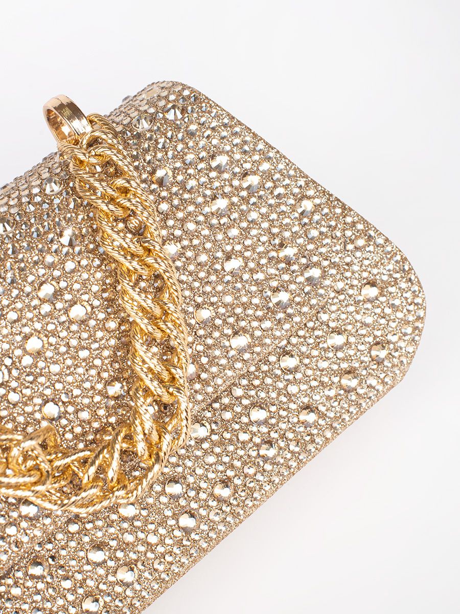 Malá zlatá kabelka na řetízku