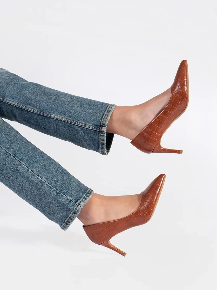 Hnědé lodičky na vysokém podpatku