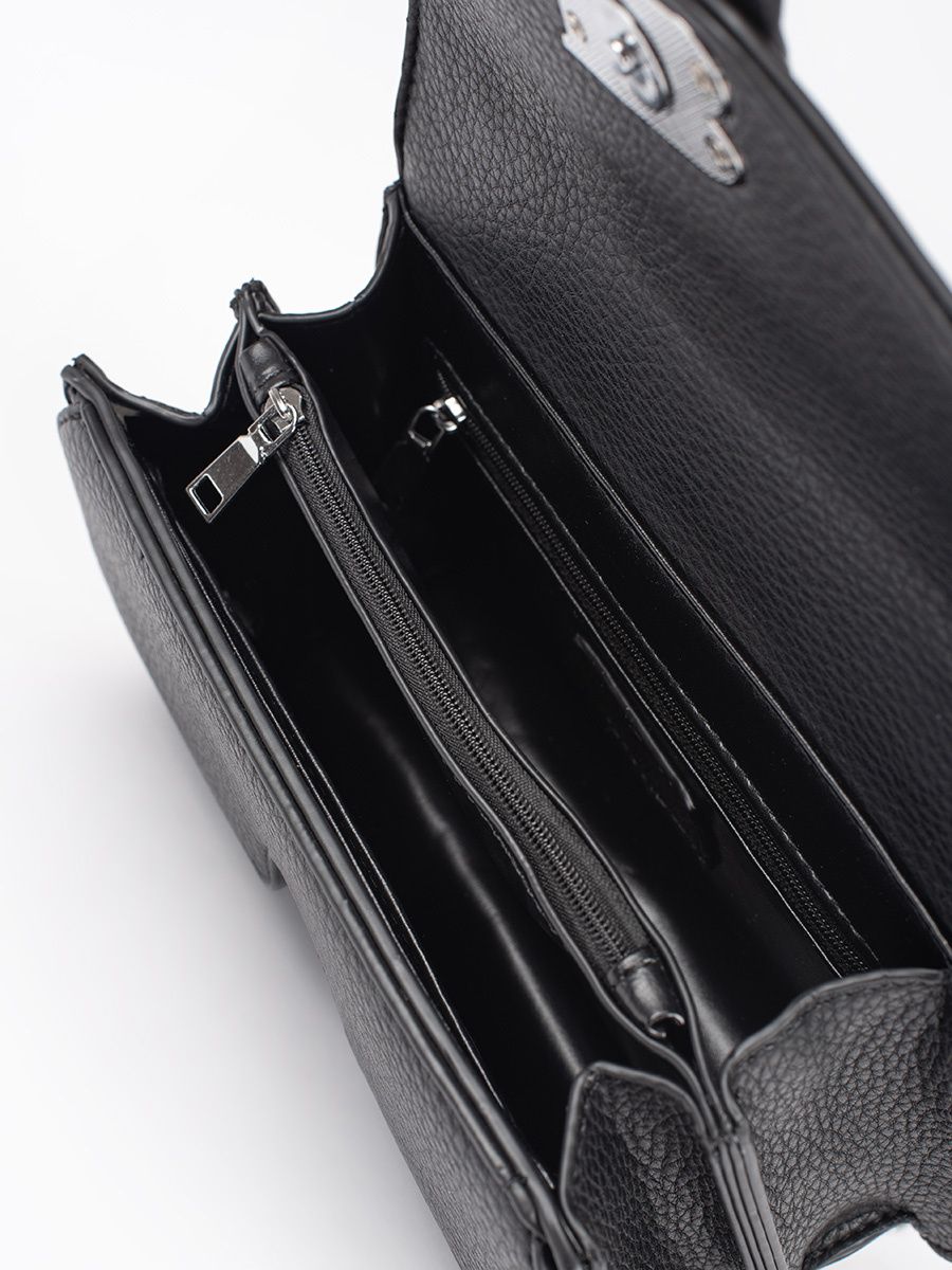 Černá kabelka se stříbrným řetízkem URBAN BLOSSOM