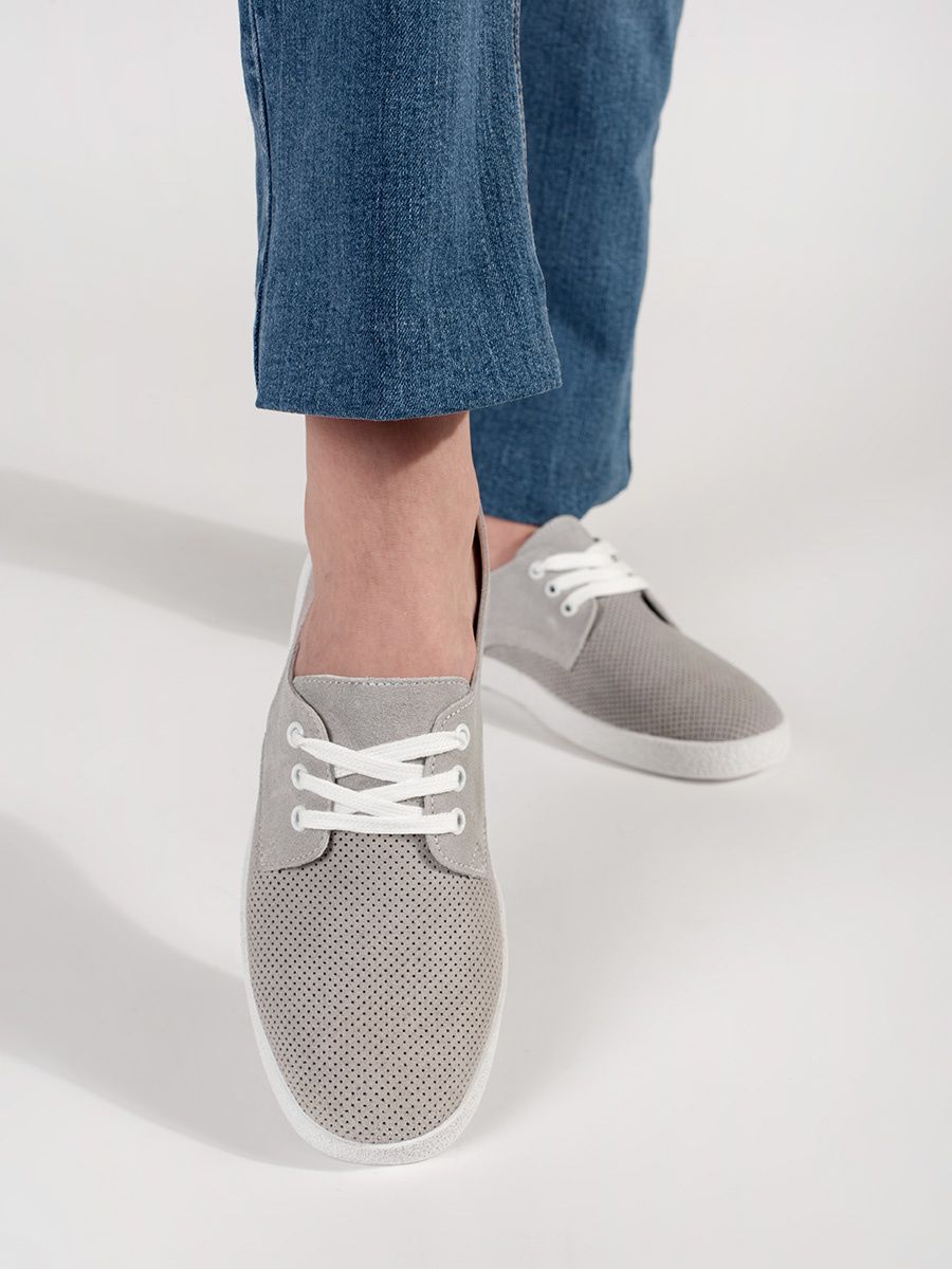 Šedé kožené tenisky s perforací