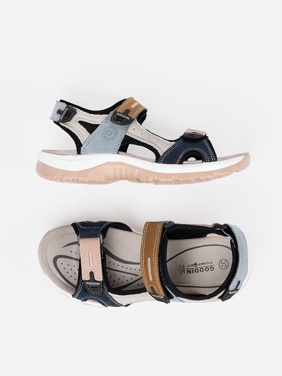 Vícbarevné sportovní sandály