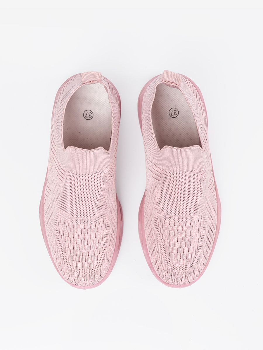 Růžové sportovní tenisky