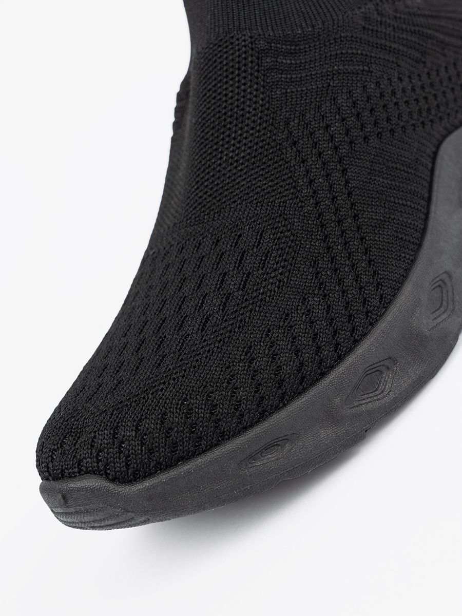 Černé tenisky LIBERO