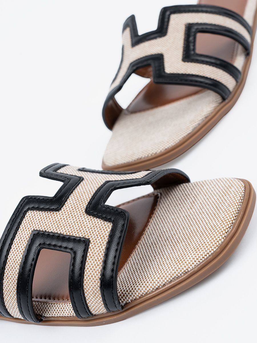 Pantofle na plochém podpatku černé