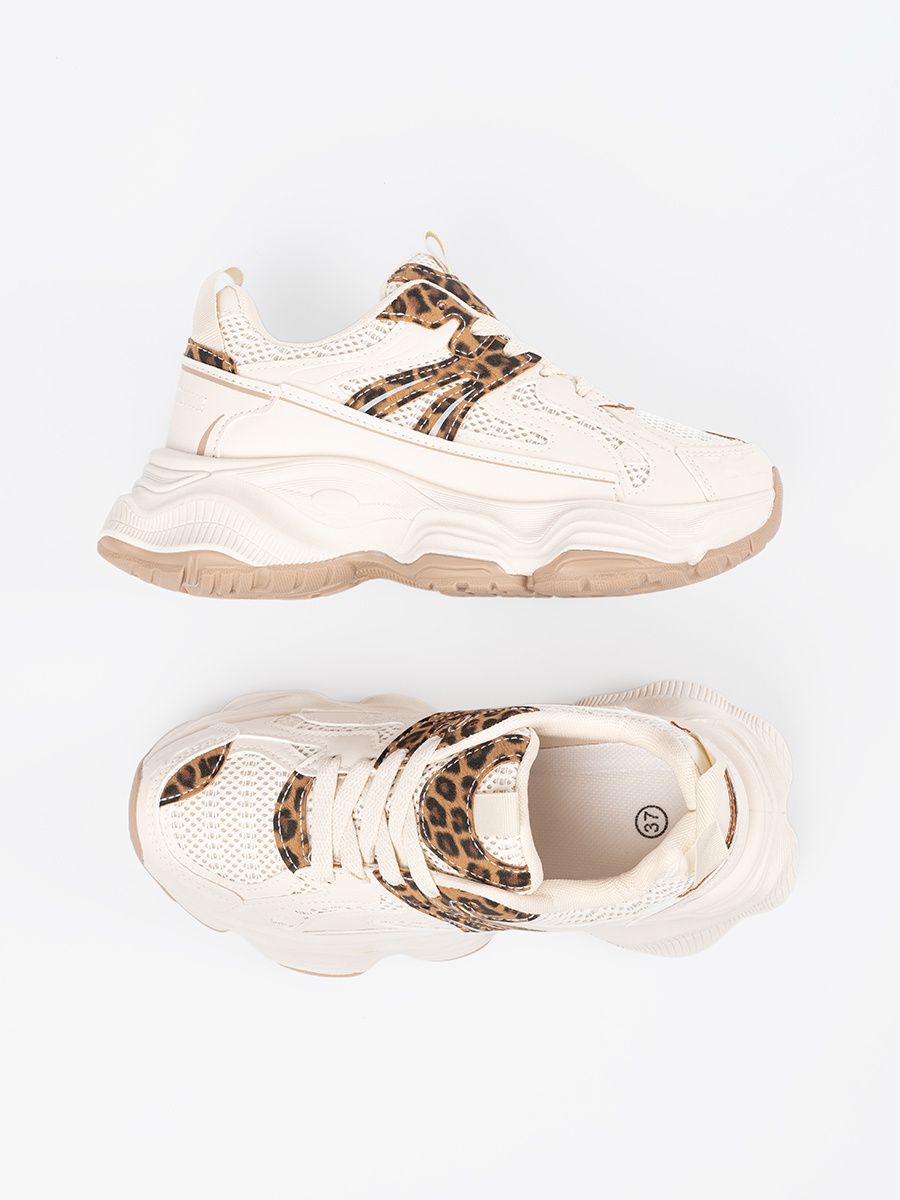 Sneakersy s hrubou podrážkou v animal vzoru