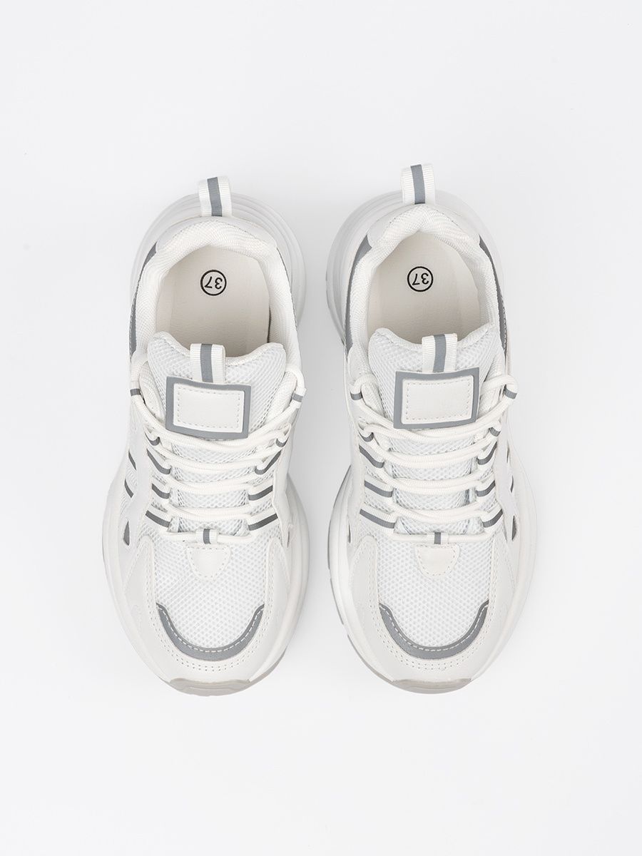 Bílé dámské tenisky na platformě