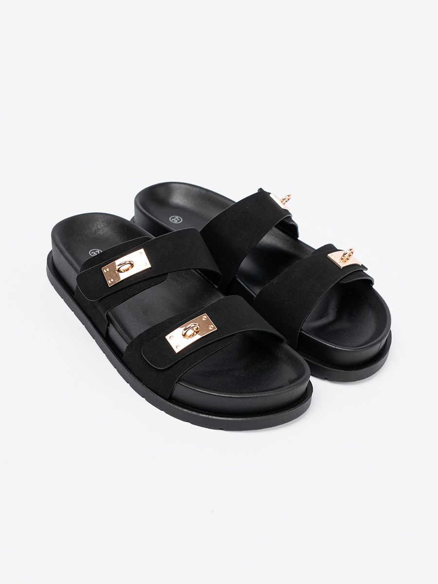 Černé pantofle se zlatými detaily