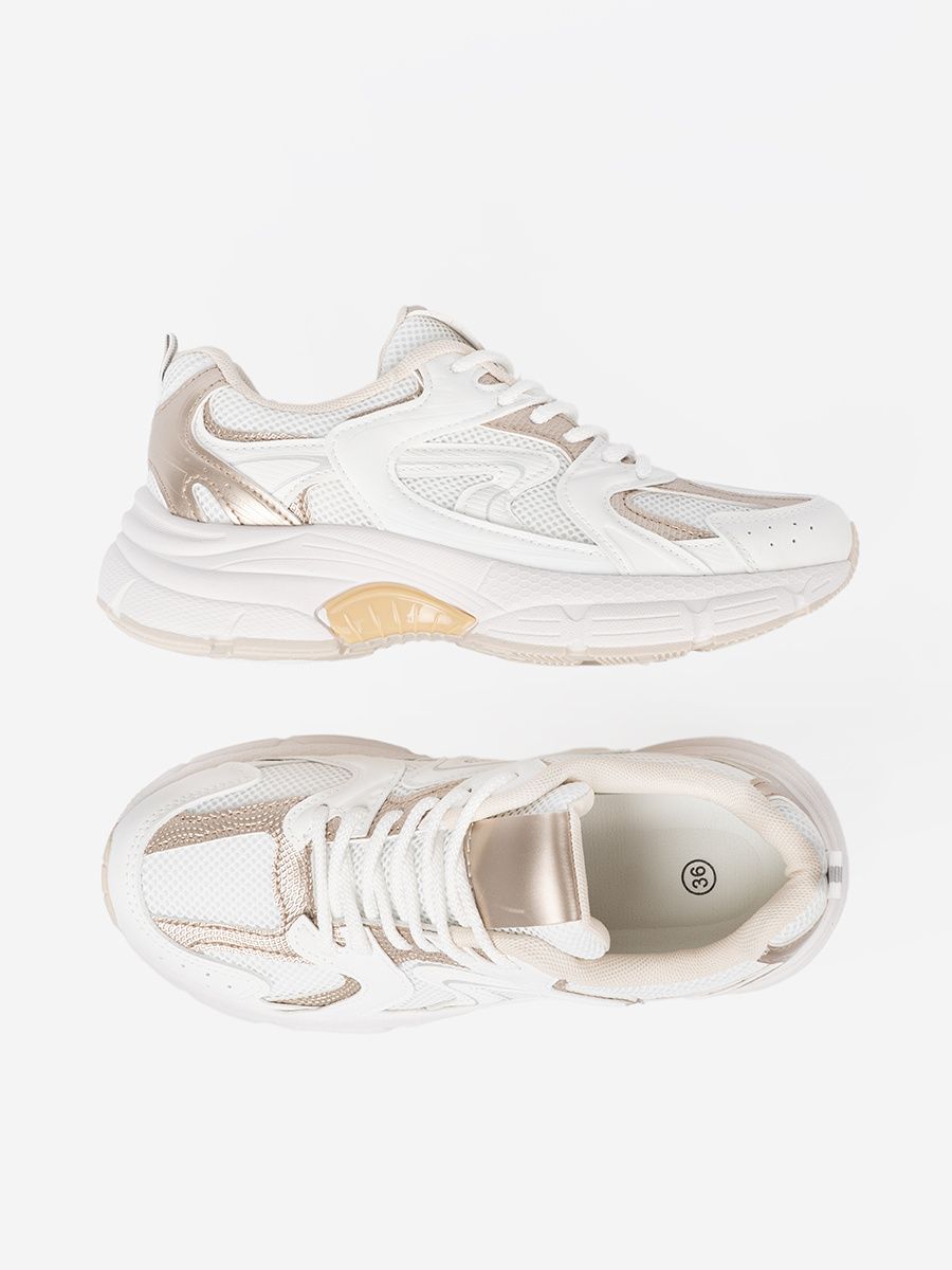 Bílé sneakersy s béžovo-zlatými detaily