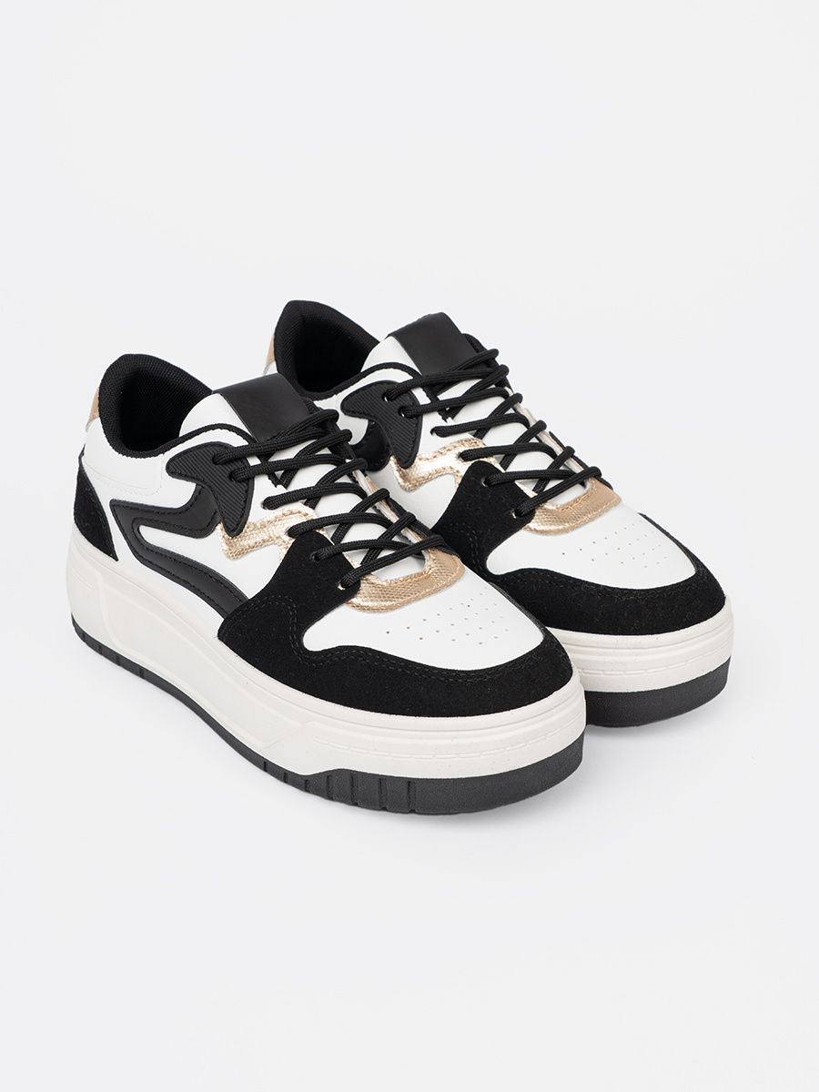 Černo-bílé sneakersy se zlatými detaily