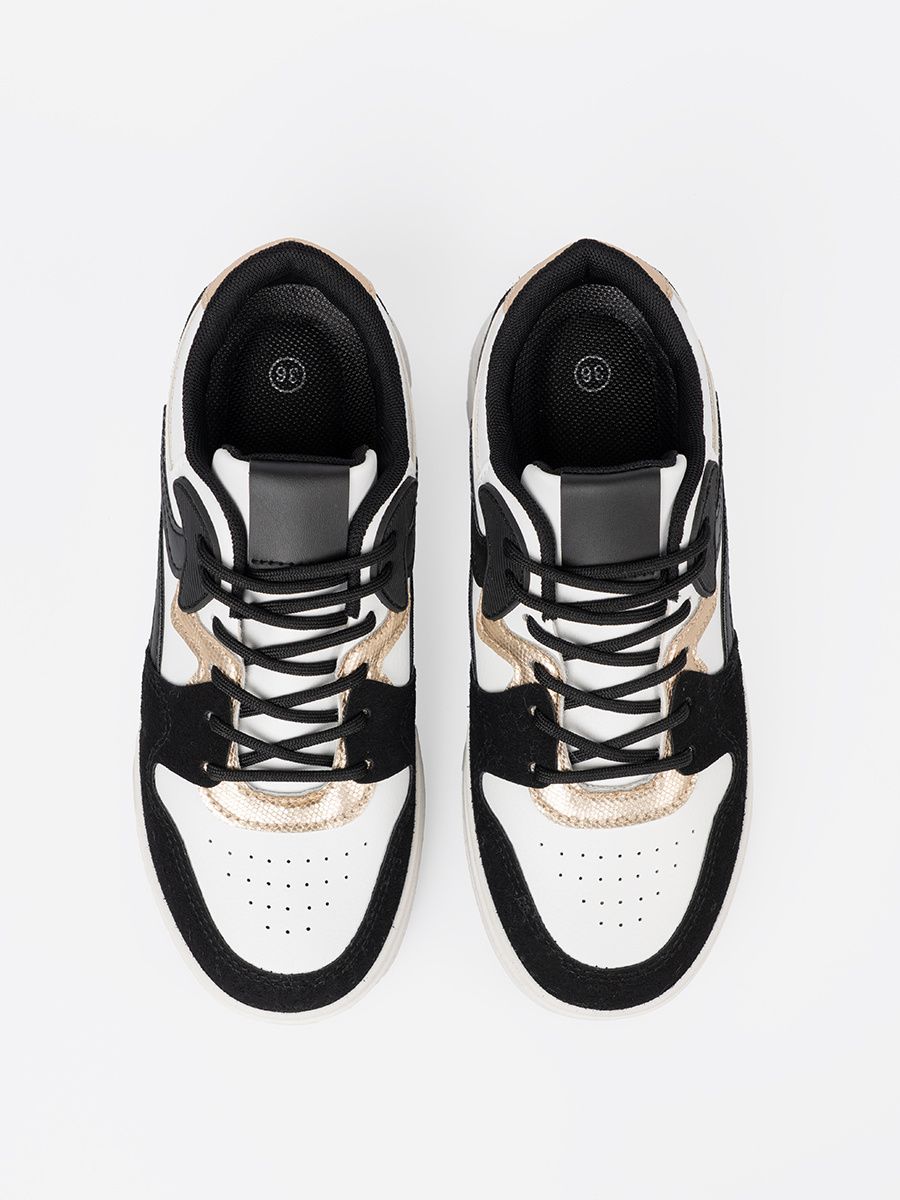 Černo-bílé sneakersy se zlatými detaily