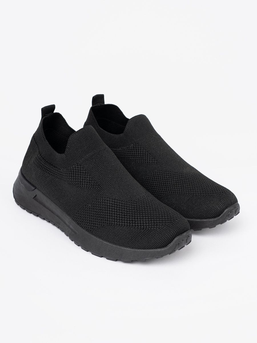 Černé slip-on tenisky