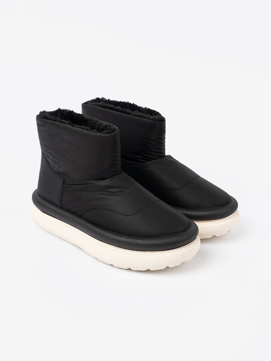 Černé sněhule s kožešinovým vnitřkem