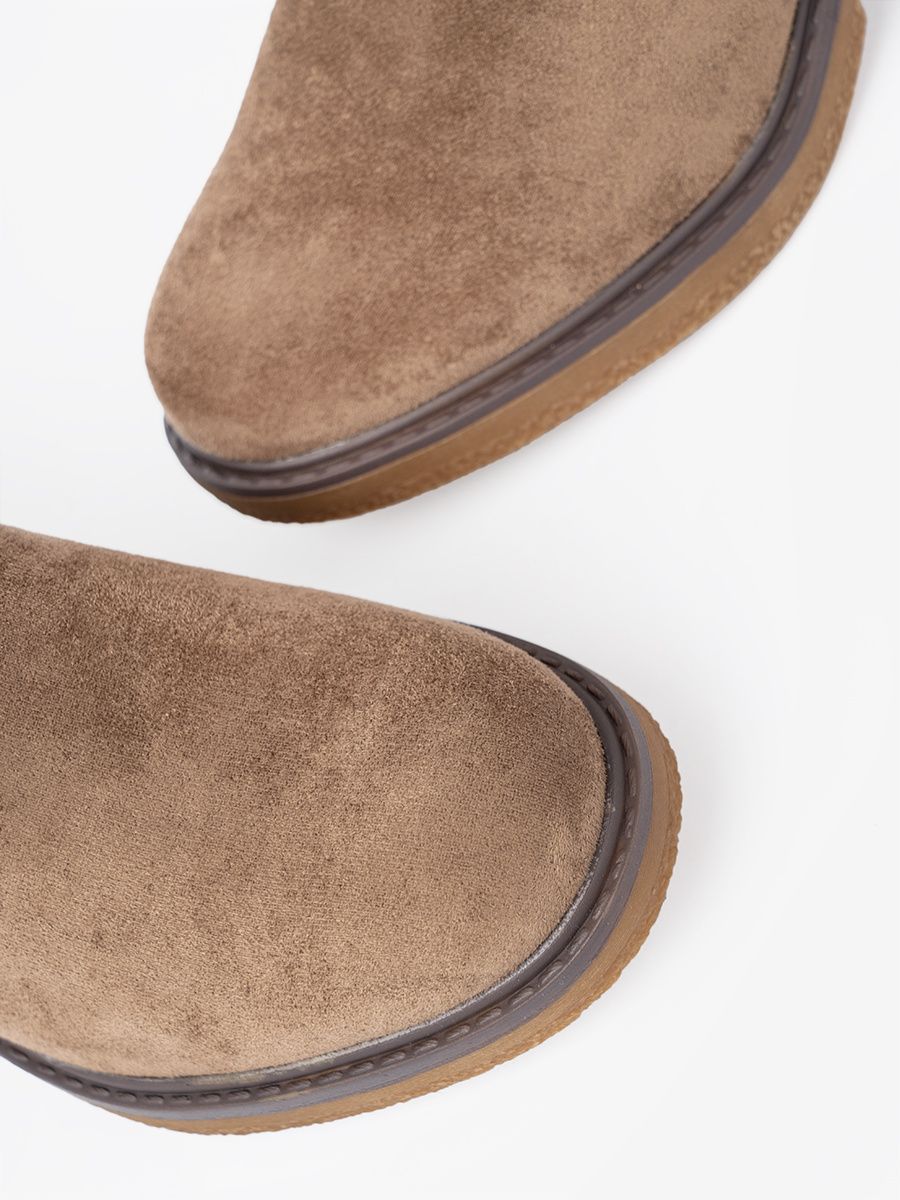 Stylové béžové kotníkové kozačky na pohodlném podpatku