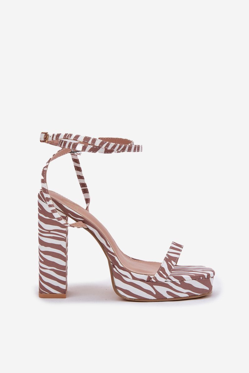 Sandály na podpatku s řemínkem, bílo-béžové
