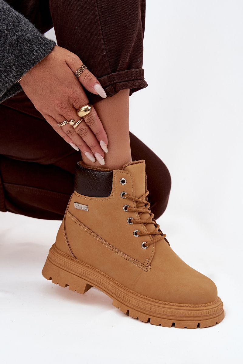 Zateplené kotníkové boty na zip camel
