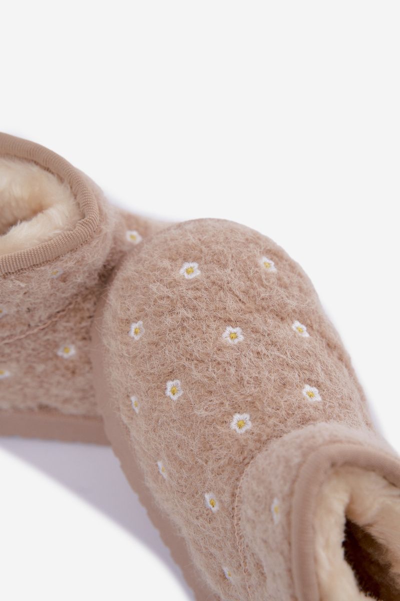 Béžové sněhule s drobnými kvítky a kožíškem