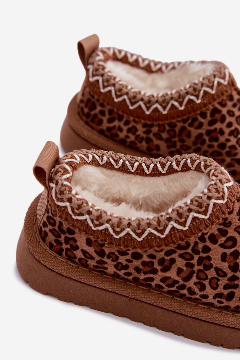 Hnědé sněhule s leopardím vzorem a výšivkou